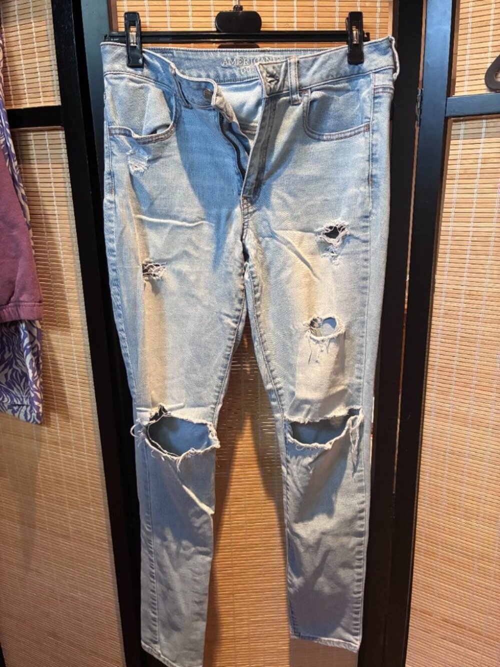 American Eagle Light Wash Ripped Jeggings Sz 8